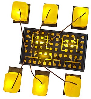 Plastik Silicon Field Effect Transistor