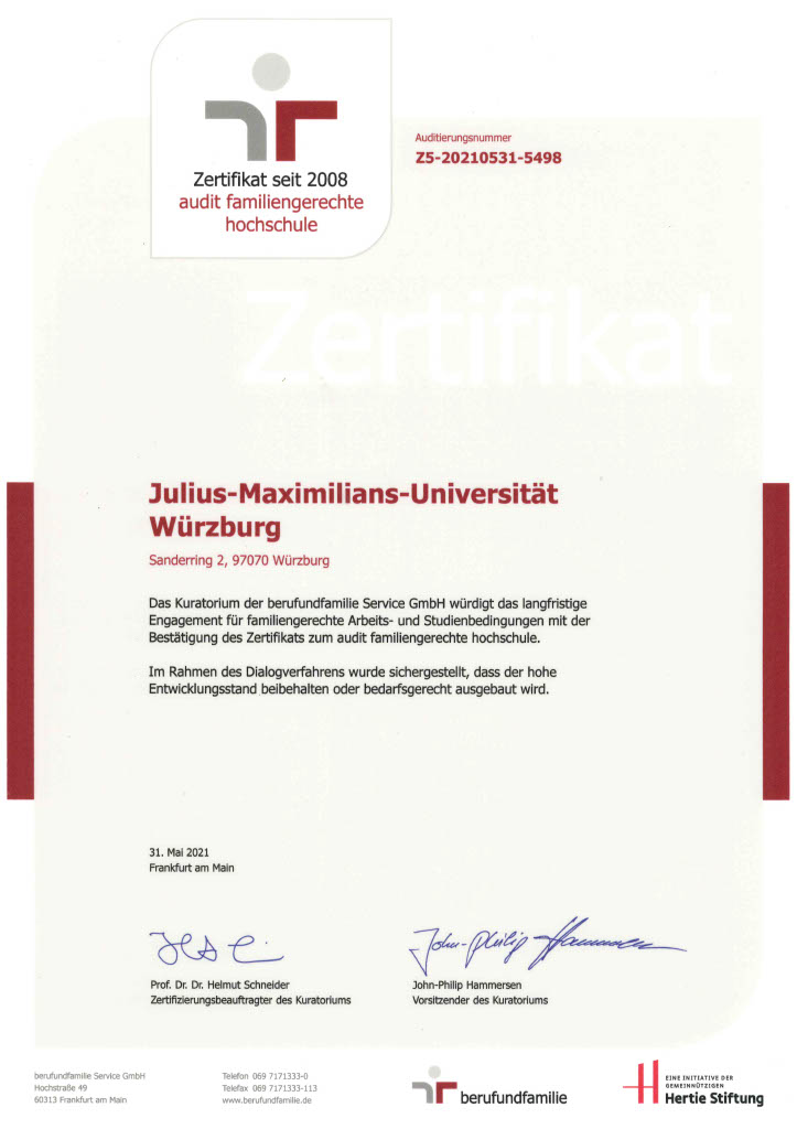 Zertifikat der familiengerechten Hochschule aus dem Jahr 2021 für die Universität Würzburg.