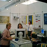 Stand der Unibibliothek auf der Mainfrankenmesse 2005