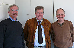 Zufriedene Dekane der an der Fusion beteiligten Fakultäten (von links): Roland Baumhauer, Wolfgang Riedel, Heinrich Hettrich. Foto: Markus Klingen