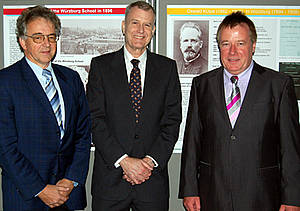 Richard Nisbett (M.), Wolfgang Schneider (l.) und Fritz Strack