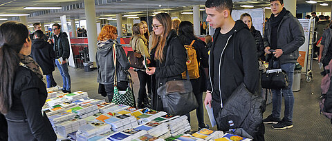 Ein Studieninfotag an der Uni Würzburg. Organisiert wird dieses Informationsangebot von der Zentralen Studienberatung. 