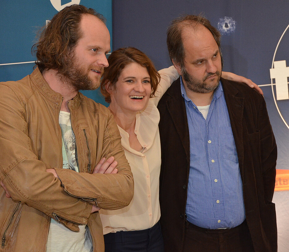 Die Schauspieler Andreas Leopold Schadt, Eli Wasserscheid und Matthias Egersdörfer (Foto: Karsten Fehr)