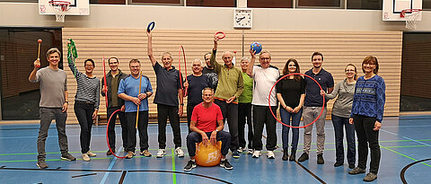 Bildzeile Die Würzburger Herzinsuffizienz-Sportgruppe. (Foto: Klaus Ebert / DZHI)