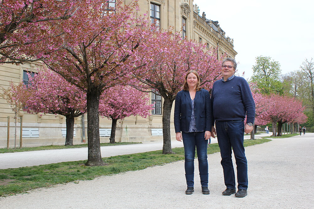 Auf diesem Bild befinden sich Prof. Dr. Andreas Schachner und Dr. des. Dominique Krüger.