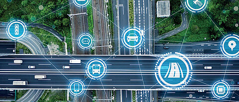Selbstfahrende Autos in einer intelligent vernetzten Umgebung: Das ist nur ein Beispiel für ein autonomes System.
