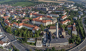 Laut Focus-Klinikliste 2017 liegt das Universitätsklinikum Würzburg deutschlandweit auf Platz 9. (Foto: Dziamski / UKW)