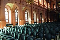 Neubaukirche, Stühle