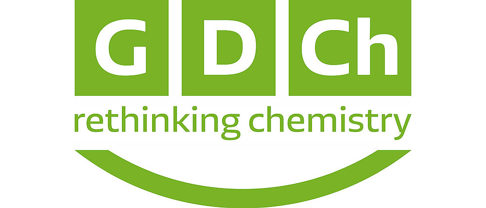 Logo der Gesellschaft Deutscher Chemiker (GDCh) mit dem Motto "Rethinking Chemistry"