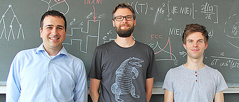 The Wuerzburg Scientists: Giorgio Sangiovanni, Michael Karolak und Andreas Hausoel. (Photo: private)