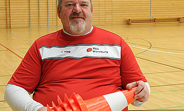 Gerd Herold, erster Querschnittsgelähmte mit einem Lehrauftrag in der Sportlehrerbildung.