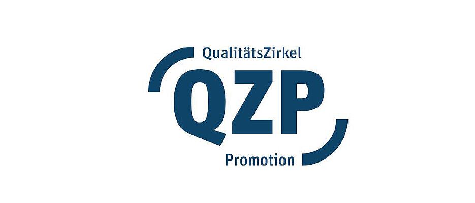 Das neue Handbuch des QualitätsZirkels Promotion vermittelt Informationen zu den Rahmenbedingungen und dem Prozess des Promovierens. 