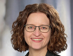 Melanie Messer ist Professorin für Pflegewissenschaft an der Uni Würzburg und Koordinatorin des neuen Studiengangs.