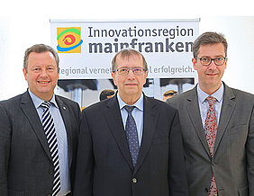 Die Sprecher des Fachforums Kooperation Wissenschaft & Wirtschaft (v.l.): IHK-Vizepräsident Dieter Pfister, Unipräsident Alfred Forchel und Oberbürgermeister Christian Schuchardt. (Foto: Rudi Merkl)