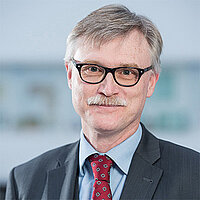 Dr. Uwe Klug, Kanzler der JMU