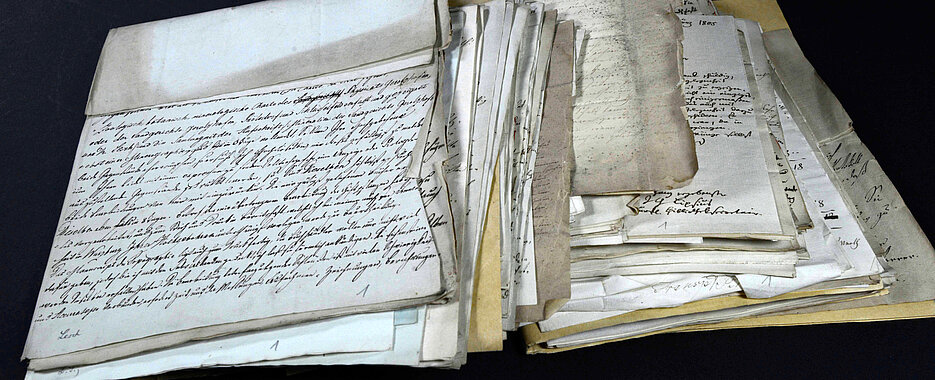 Konvolut von Schreiben aus der Briefsammlung von Franz Oberthür.

