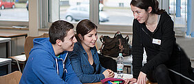 In Vorkursen unterstützen Studierende und Dozierende Studienanfänger an der Uni Würzburg. (Foto: Steffen Gebert)