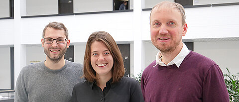Julian Hornung, Sophie Prauser und Andreas Müller (von links) sind das Team hinter dem Gründungsprojekt Business Navigator an der Uni Würzburg.