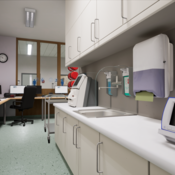 Simulation eines Stationszimmers im Krankenhaus