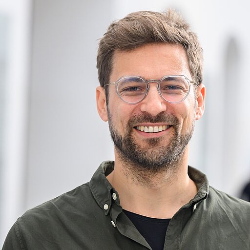 Porträt Jacob Schmidt - Pressestelle Universität Würzburg.