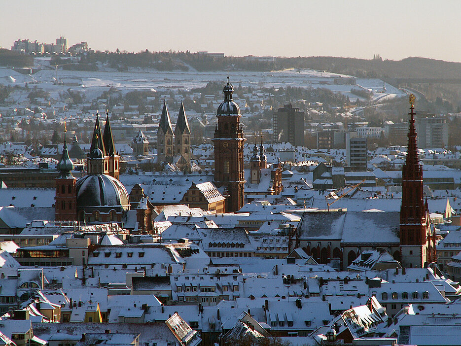 Neubaukirche im Winter. Foto: Robert Emmerich