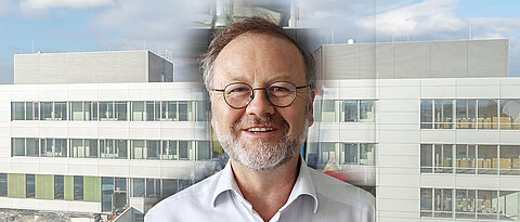 Holger Braunschweig ist der erste Empfänger des Mond-Nyholm-Preises, der das Ergebnis der Zusammenlegung des Ludwig-Mond- und des Nyholm-Preises ist. 
