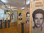 Blick in die Ausstellung über Pionierinnen der Psychologie. (Foto: Armin Stock / Universität Würzburg)