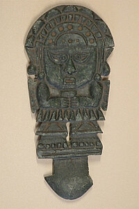 Zeremonialmesser für Trepanationen aus Bronze (Replik), Peru, ca. AD 800  