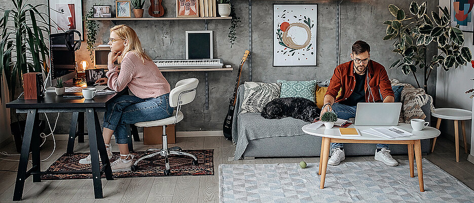 Wer im Homeoffice arbeitet, sitzt in der Regel länger als im Büro. Der Gesundheit ist das nicht förderlich.