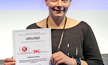 Katharina Klug erhielt den Vortragspreis Top Young Science 2021 der Deutschen Schmerzgesellschaft.
