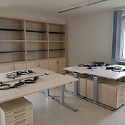 Hier ist eines der neuen Arbeitszimmer zu sehen.