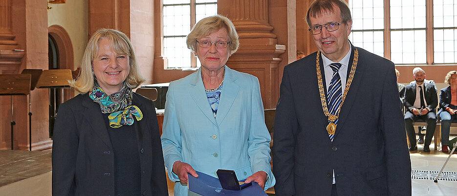 Andrea Szczesny, Margarete Götz und Alfred Forchel (v.l.). (Foto: Rudi Merkl)