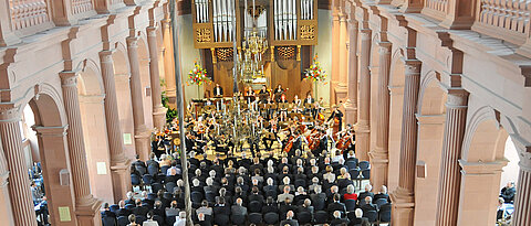 Beim Stiftungsfest der Universität Würzburg in der Neubaukirche.