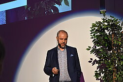 Letztjähriger Gewinner Prof. Mario Fischer, (Foto: Universitätsbibliothek)