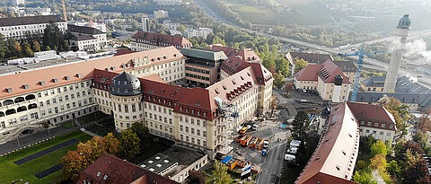 Der Medizin-Campus in Grombühl. In der Mitte das Gebäude D20, in dem das Institut für Anatomie und Zellbiologie der Universität Würzburg in Zukunft untergebracht sein wird.