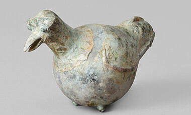 Salbflasche in Form einer Taube, erstes bis zweites Jahrhundert vor Christus.