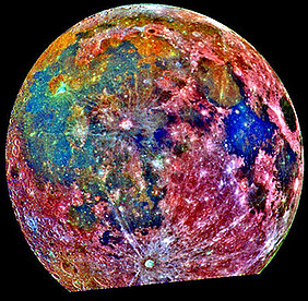 Ein Falschfarbenbild des Mondes, aufgenommen mit drei Farbfiltern. Foto: NASA http://photojournal.jpl.nasa.gov/catalog/PIA00132