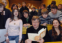 Schülertag an der Uni mit dem fränkischen Mundart-Autor Fitzgerald Kusz. Foto: Thomas Obermeier