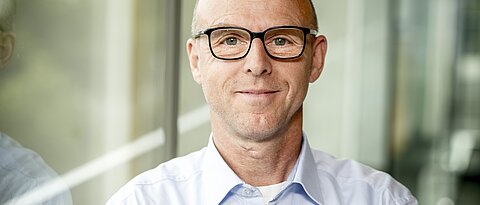 [Translate to Englisch:] Porträt Prof. Grömling, Foto: Institut der Deutschen Wirtschaft