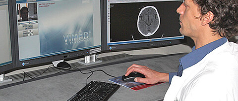 Bis Ende November 2016 wurden im Rahmen von Transit-Stroke fast 2.000 Telekonsile durchgeführt. (Foto: Dr. Sebastian Dörck/Uniklinikum Würzburg)