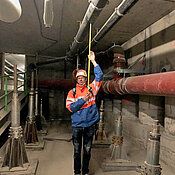 Ulrich Püschner im Chienbergtunnel nach der Sanierung 2022.