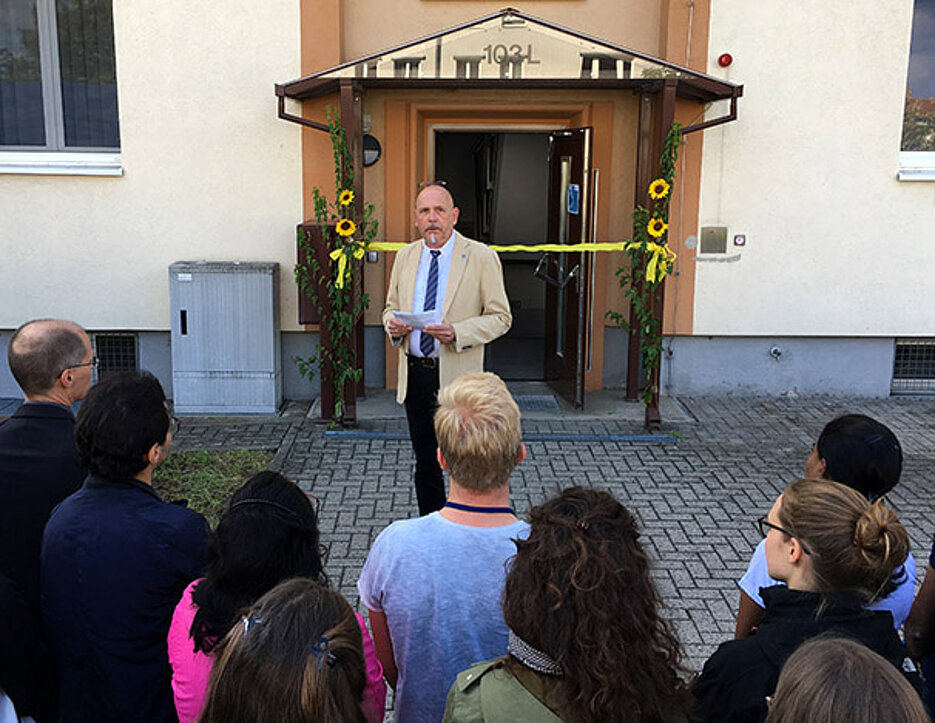 Biologie-Prodekan Professor Markus Engstler ist überzeugt, dass das innovative Konzept des CCTB Früchte tragen wird.