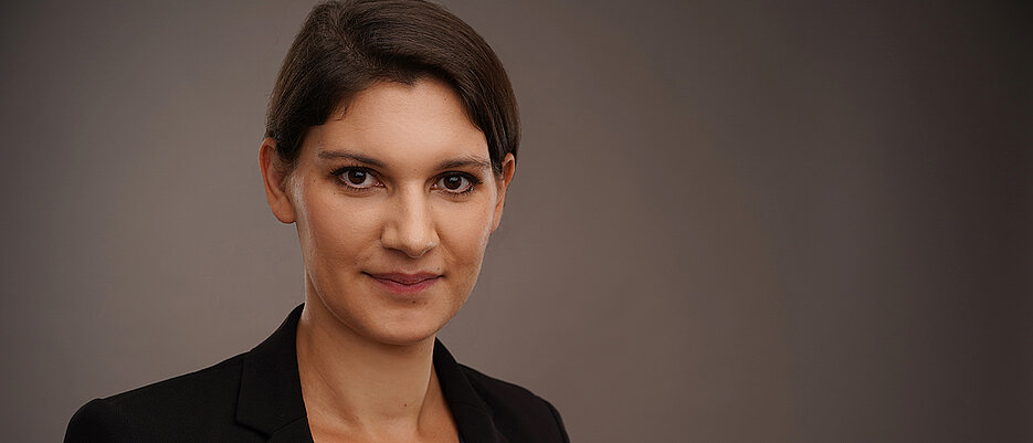 Laura Münkler hat seit diesem Semester den Lehrstuhl für Öffentliches Recht und Rechtsphilosophie an der Uni Würzburg inne. 