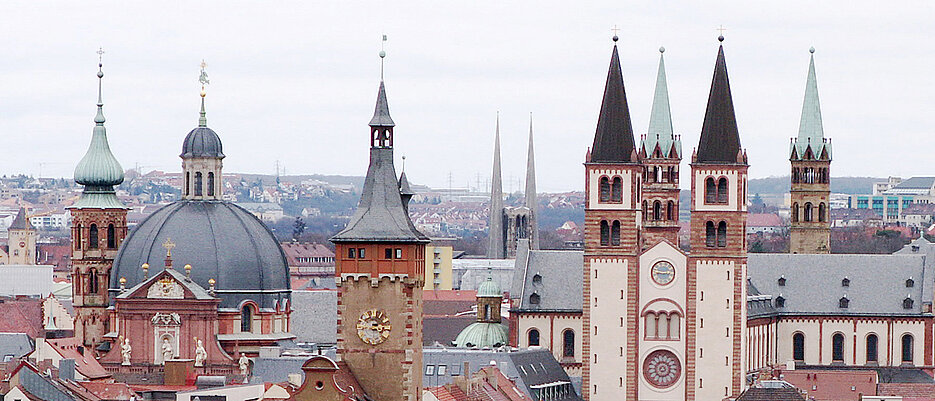 Eine Tagung der Polnischen Historischen Mission in Würzburg beschäftigt sich mit dem Thema Staatsbürgerschaft und Staatsangehörigkeit.