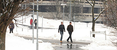 Schnee auf dem Hubland-Campus