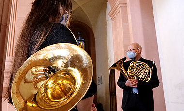 Warten auf den Einsatz: Das Bläserensemble des Akademischen Orchesters sorgte für den musikalischen Rahmen.