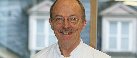 Professor Ulrich Schlagenhauf wurde für seine Lehre mit dem Albert-Kölliker-Lehrpreis ausgezeichnet.