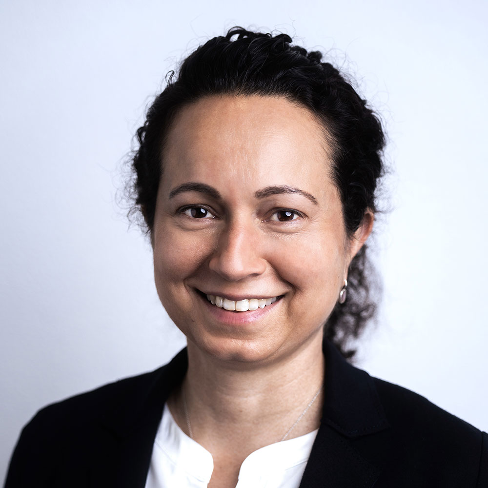 Porträt von Prof. Cynthia Sharma