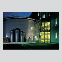 Im Jahr 1999 nimmt die Uni Würzburg den Neubau der Instituts für Informatik in Betrieb.