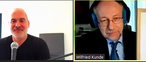 Oswald Külpe Award winner 2021 Jan De Houwer (left) with JMU Professor Wilfried Kunde.